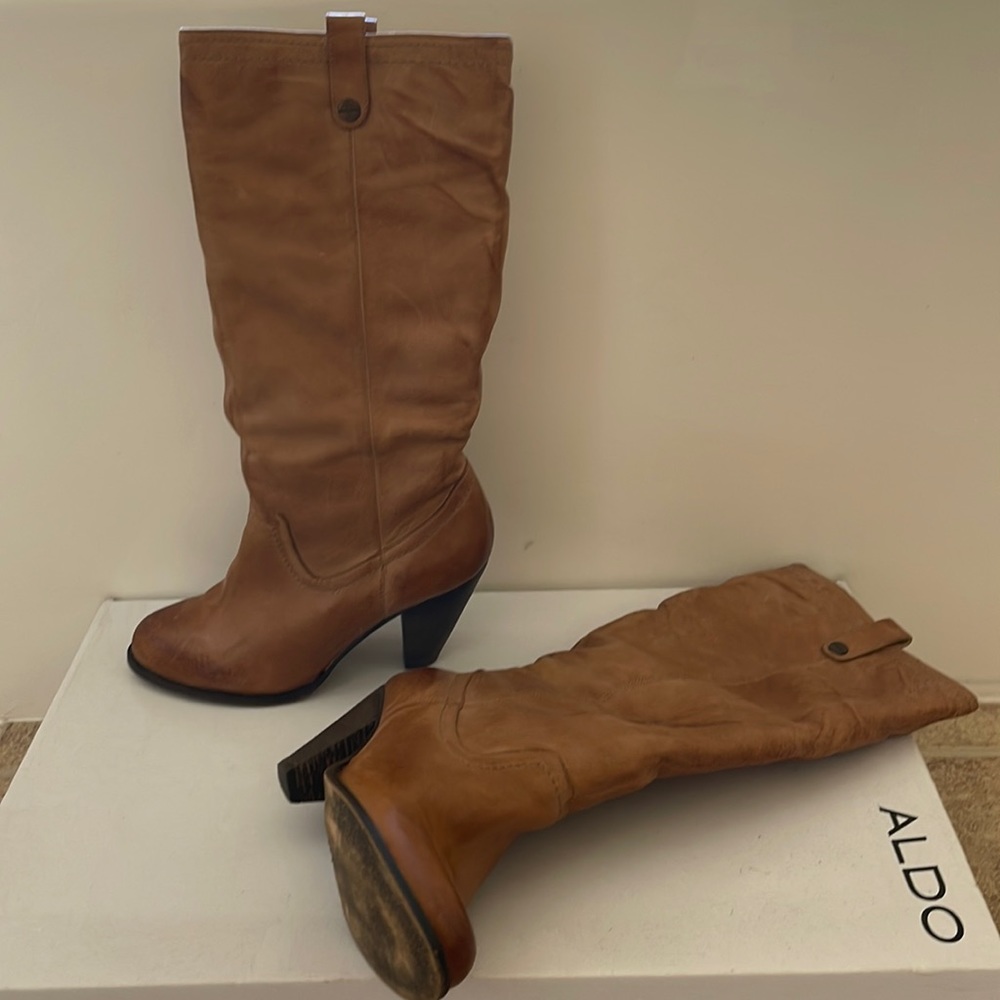 Women’ ALDO boots